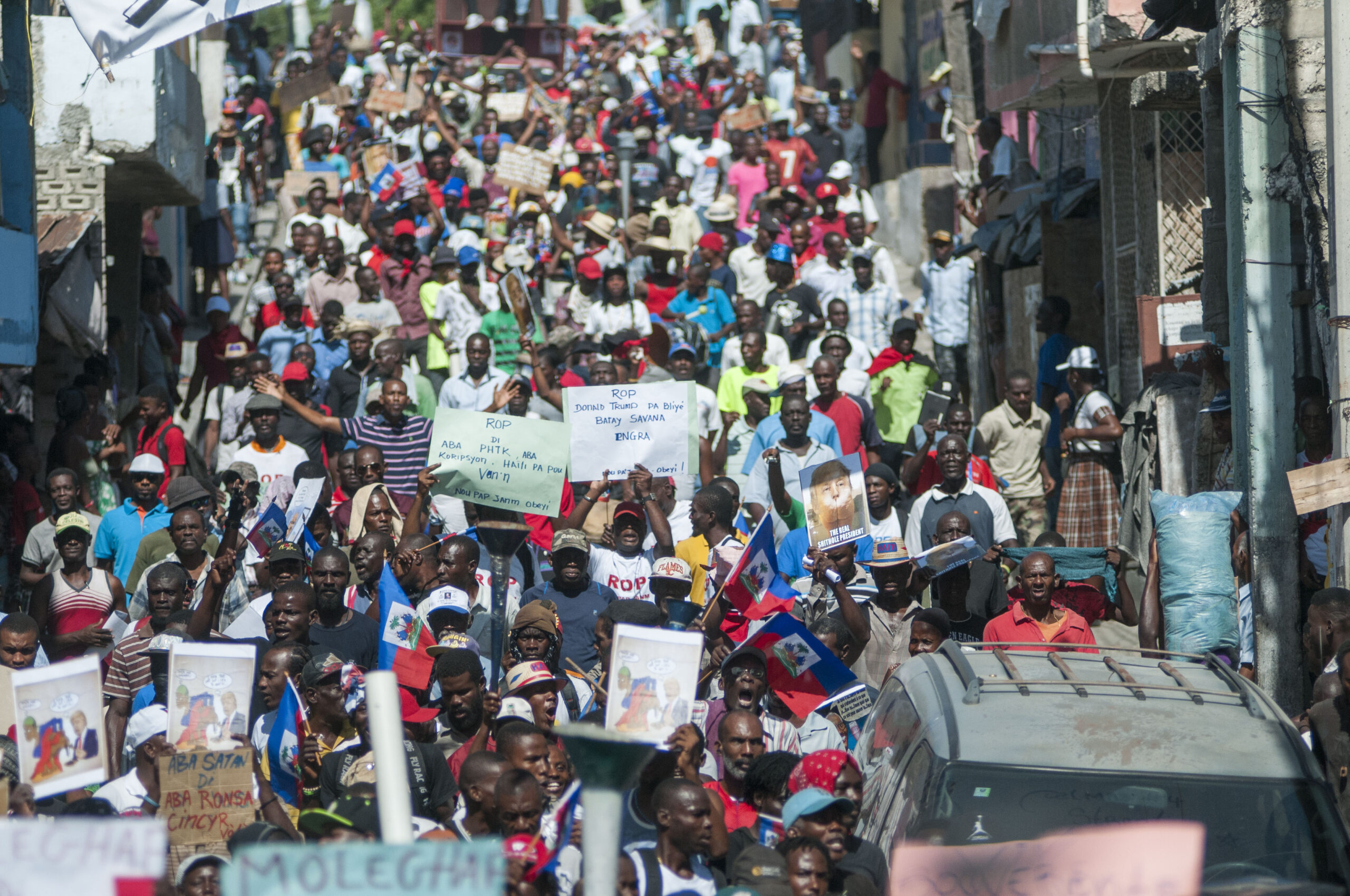 Miles de haitianos marchan en rechazo a comentarios de presidente Trump EFE JEAN MARC HERVE ABELARD