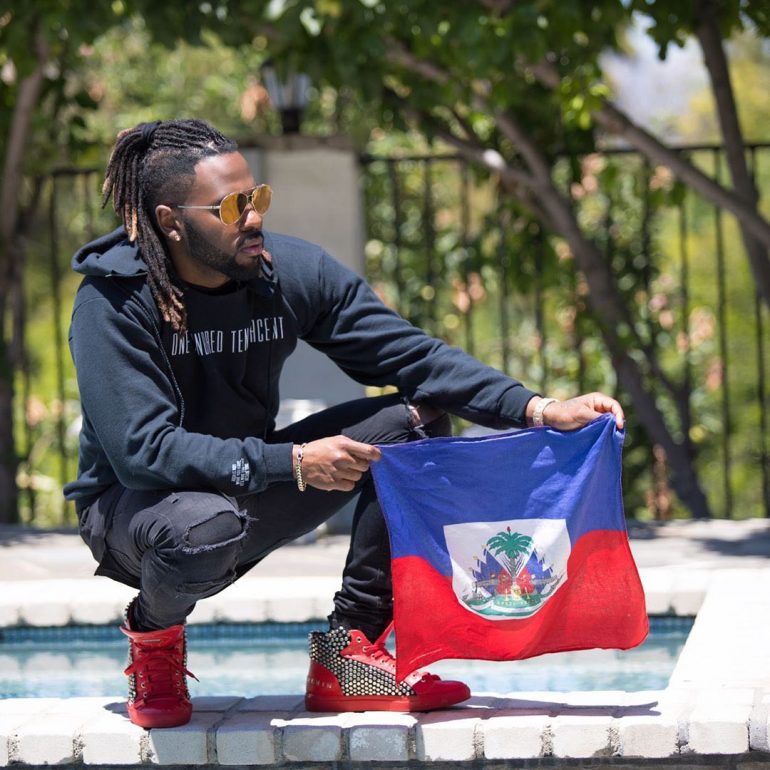 Jason Derulo arborant le drapeau haïtien sur sa page Facebook 18 mai 2017.