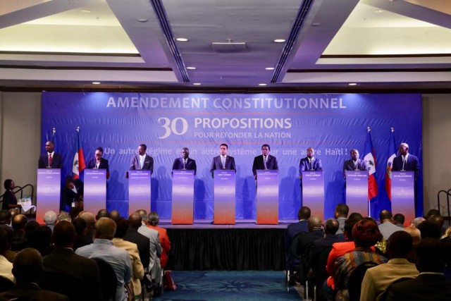 30 propositions d’amendement de la Constitution pour « refonder la nation »