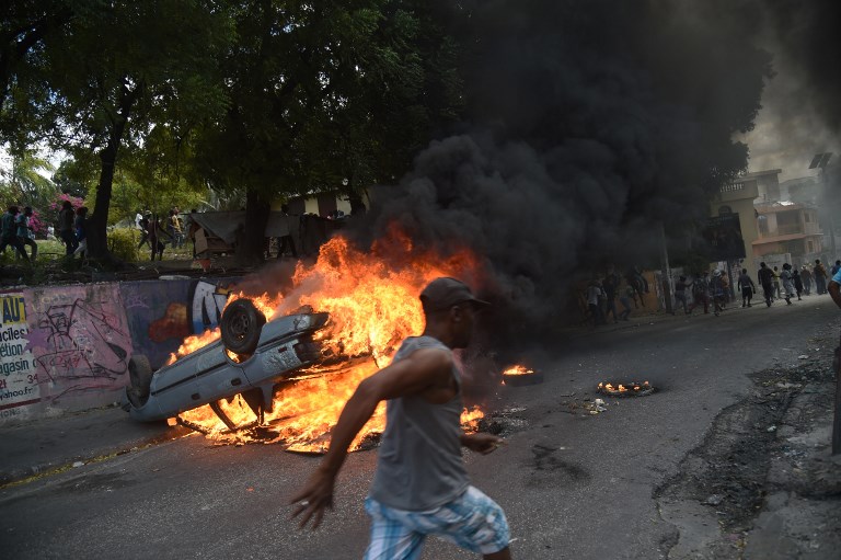 Scènes chaotiques en Haïti avec lintensification de la révolte contre le président 1